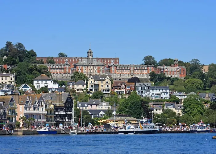 The Nautical Nest In The Heart Of Dartmouth